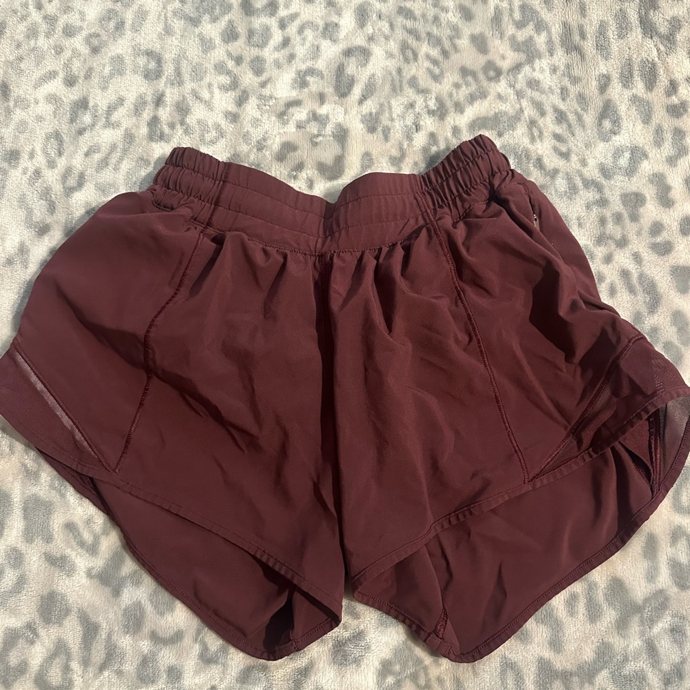 Lululemon hotty hot shorts!